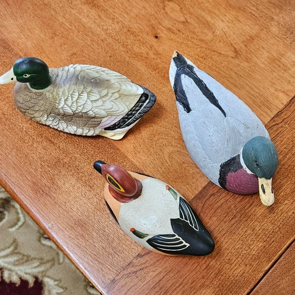 three ceramic ducks' decorations - Picture 1 of 7